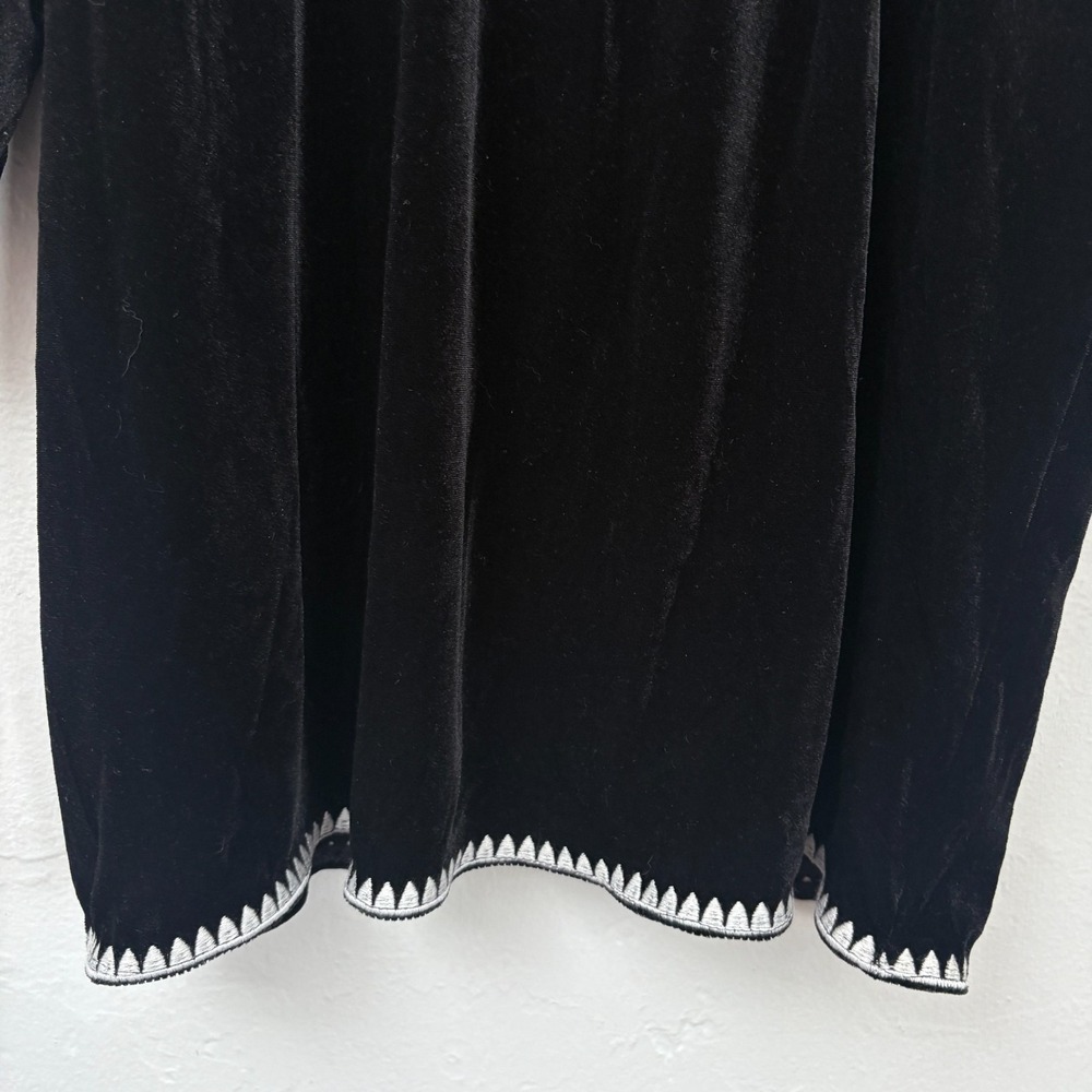 Fate Puff Sleeve Embroidered Velvet Top Women Size Medium Black New - Picture 12 of 12